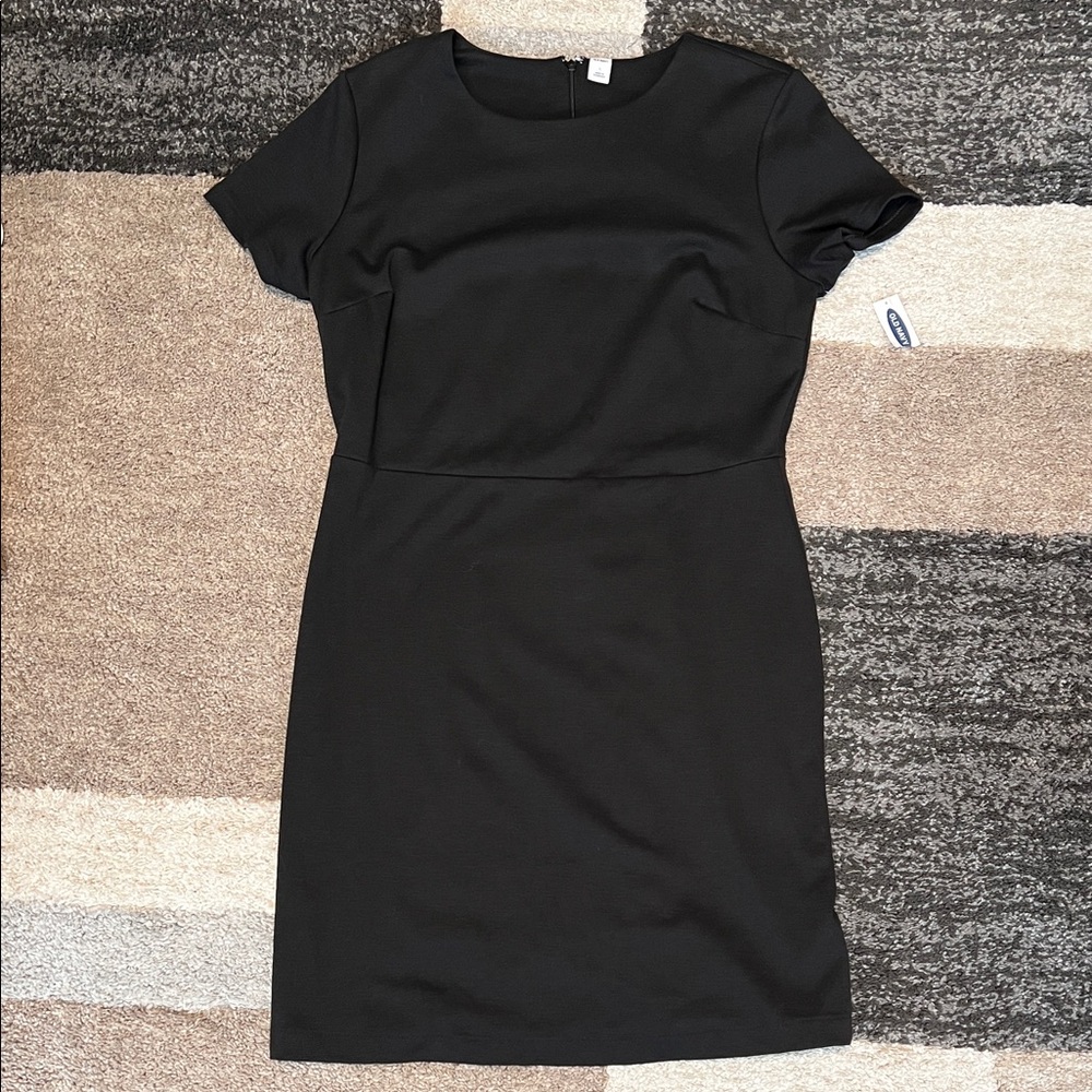 Old Navy ponte knit sheath dress, black, size L NWT!